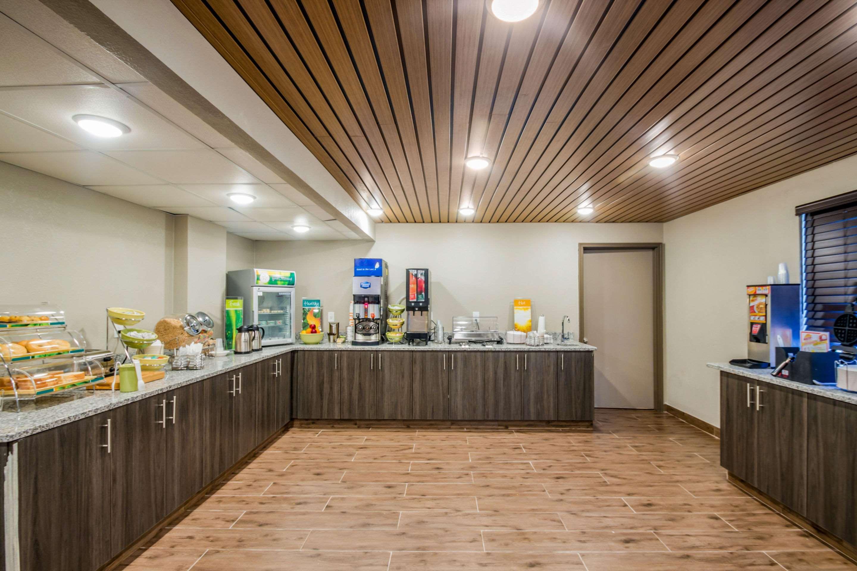 Americinn By Wyndham Madison Wi Екстер'єр фото