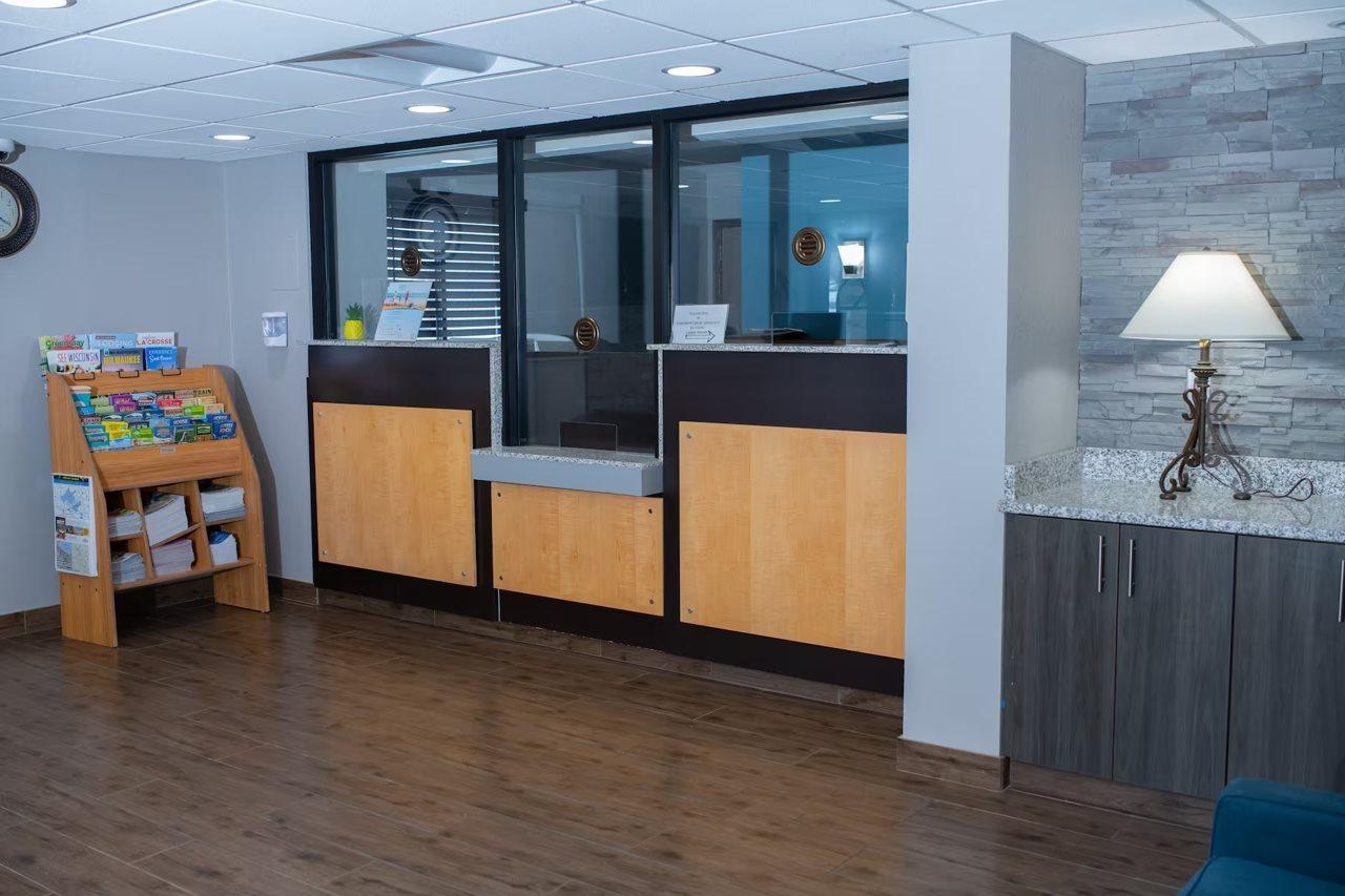 Americinn By Wyndham Madison Wi Екстер'єр фото